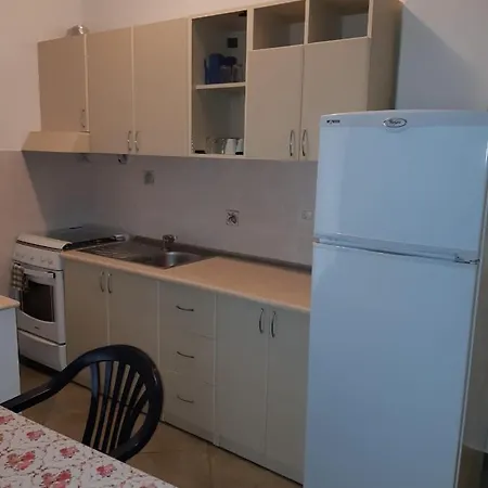 Rozzy Homestay Navodari